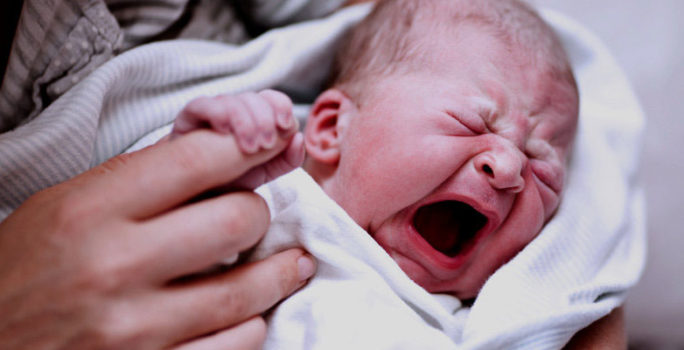 Nyfött barn ingår i riskgrupp för allvarlig RS-infektion